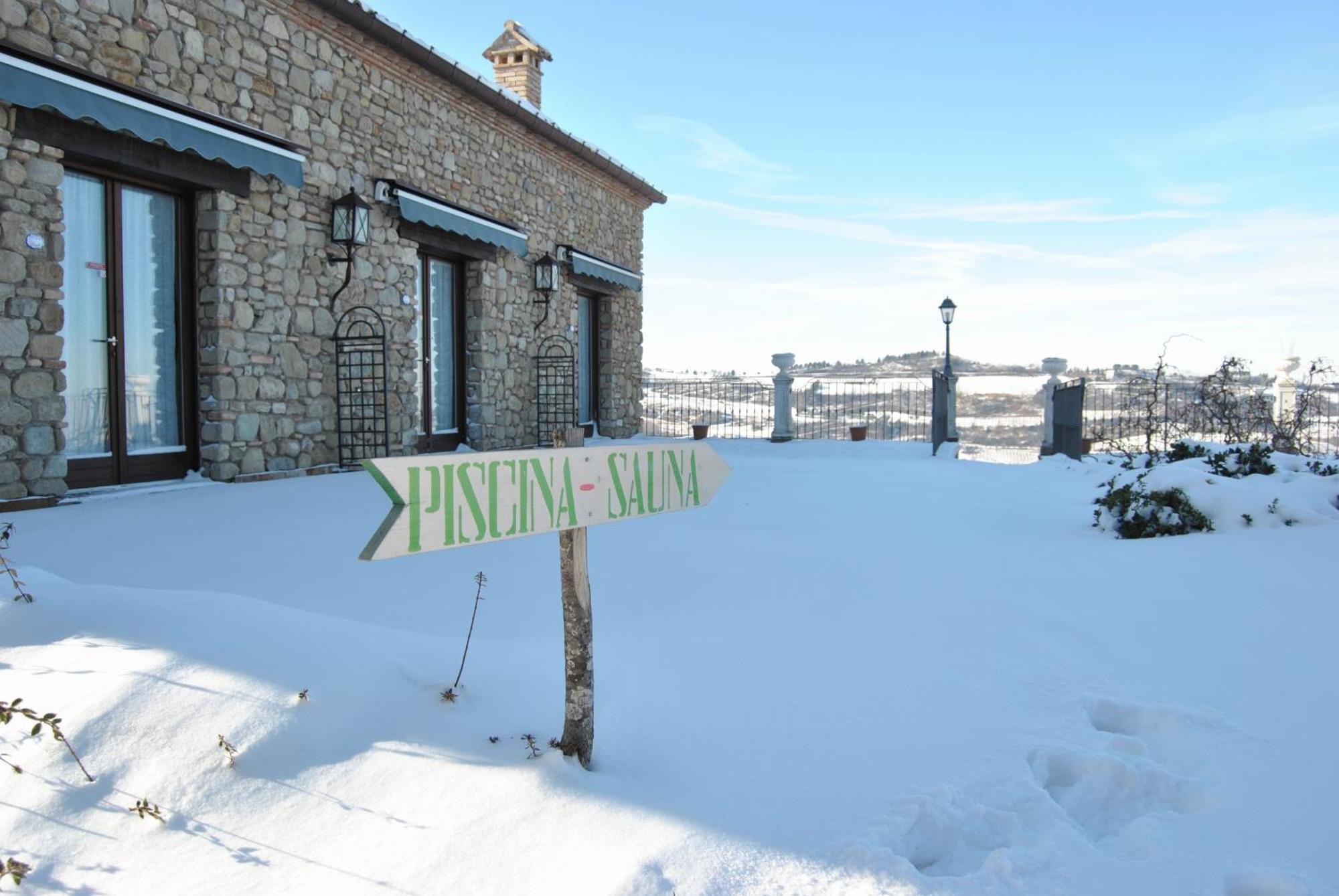 I Quattro Passeri Country House Santa Paola Exterior photo